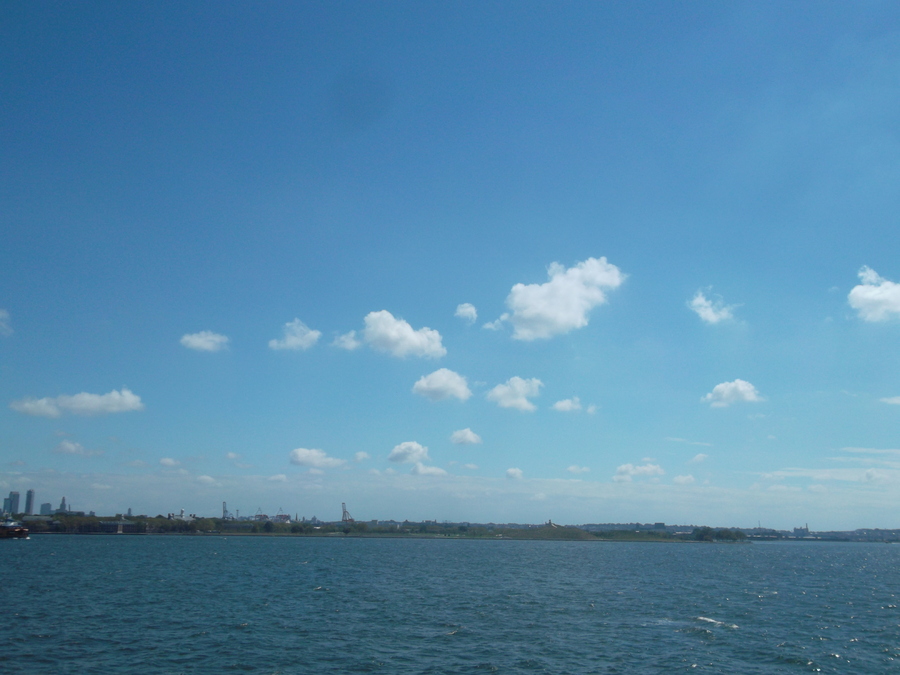 010_ferry_to_liberty.jpg